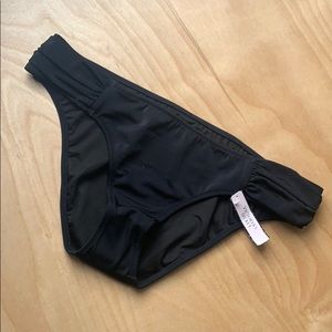 Victoria’s Secret ruched bikini bottoms